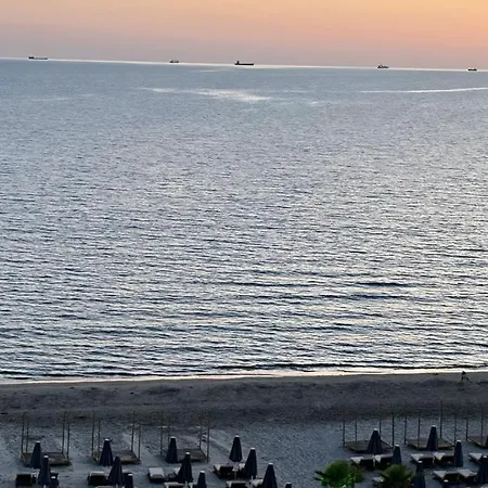 One&only Beachfront Apartment *
